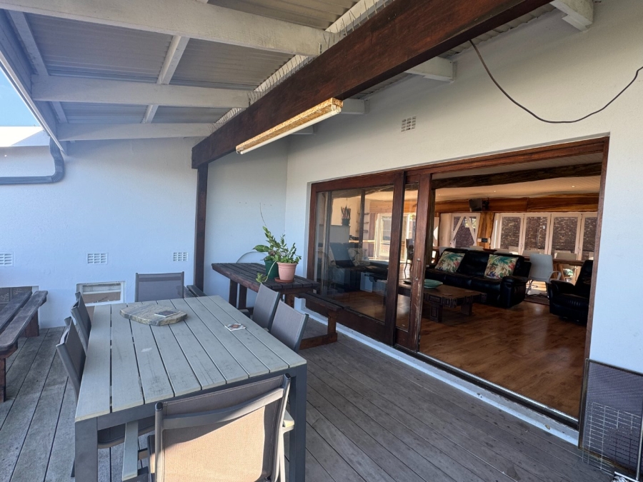 4 Bedroom Property for Sale in Poortjies Western Cape
